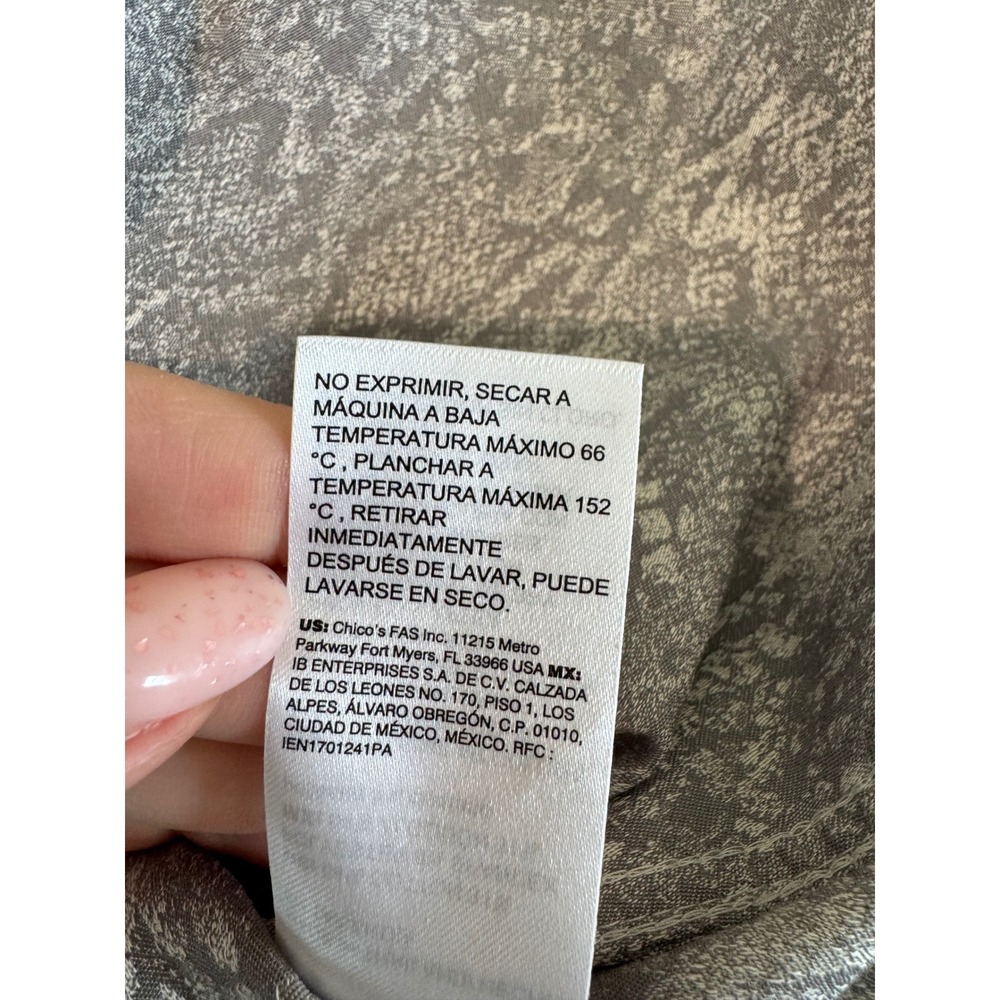 Chicos No Iron Python Print Jacquard Tunic Shirt Women 2.5 L XL Minimalist - Picture 10 of 12